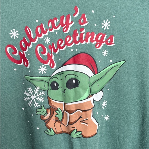❤️3/$30 Star Wars Women’s Green Christmas Baby Yoda Galaxy Greetings Sweatshirt - Picture 3 of 8